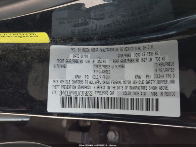 3MYDLBYV8JY319272 Toyota YARIS IA