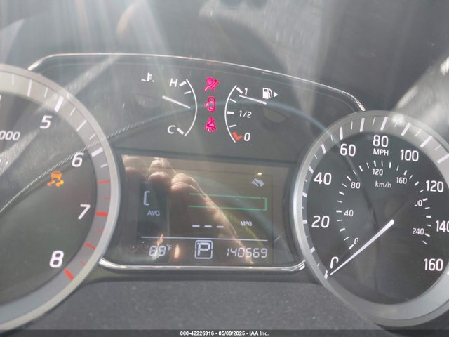 3N1AB7AP2EY333125 Nissan SENTRA SR
