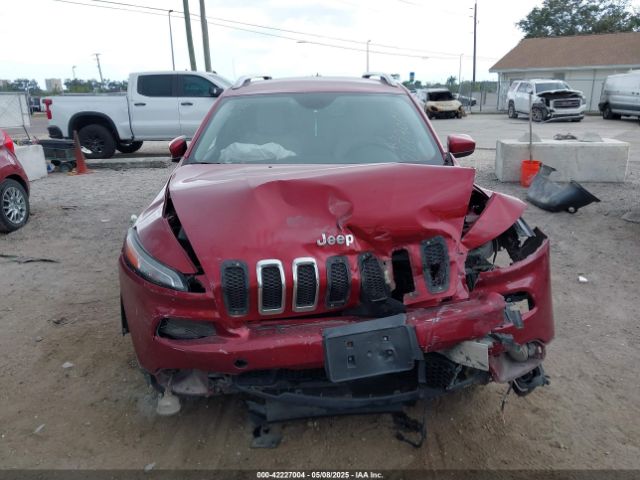 1C4PJLCB1FW627998 Jeep Cherokee Latitude