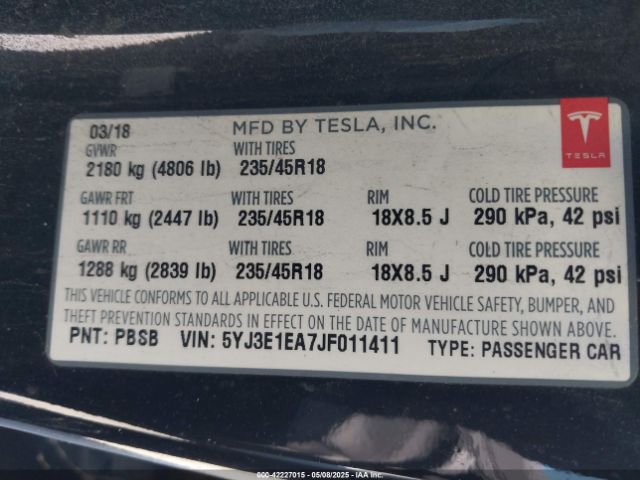 2018 TESLA MODEL 3 5YJ3E1EA7JF011411 Photo 8