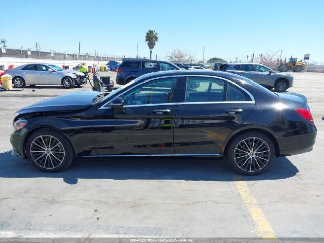 W1KWF8DB6MR614108 Mercedes-Benz C 300 Sedan