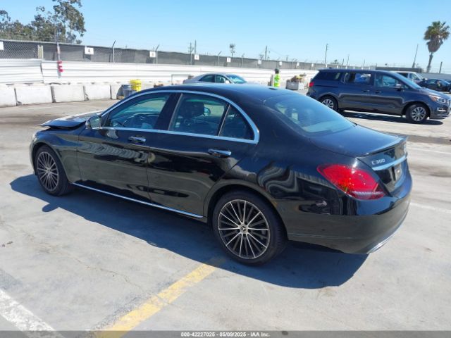 W1KWF8DB6MR614108 Mercedes-Benz C 300 Sedan