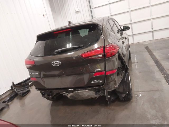 KM8J2CA4XKU065107 Hyundai TUCSON SE