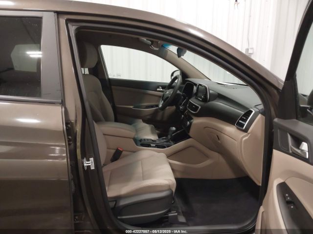 KM8J2CA4XKU065107 Hyundai TUCSON SE