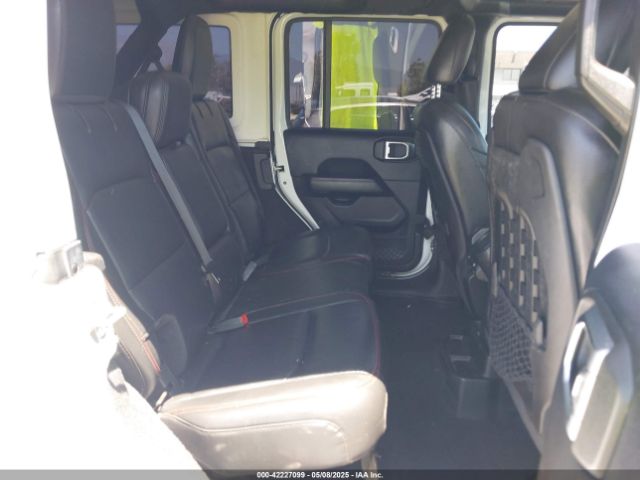 1C4HJXFN8JW215023 Jeep Wrangler Unlimited Rubicon 4x4