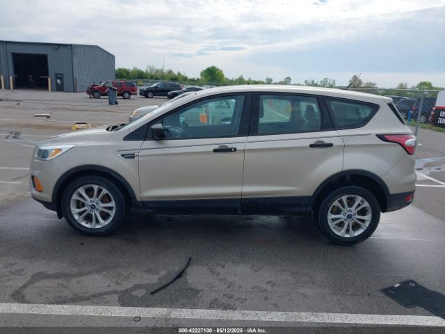 1FMCU0F73HUC49687 Ford ESCAPE S