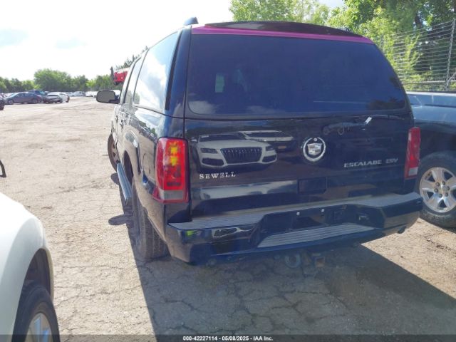 2006 CADILLAC ESCALADE ESV 3GYFK66N36G138995 Photo 2