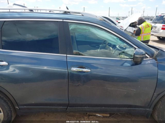 5N1AT2MT2EC823493 Nissan Rogue Sl