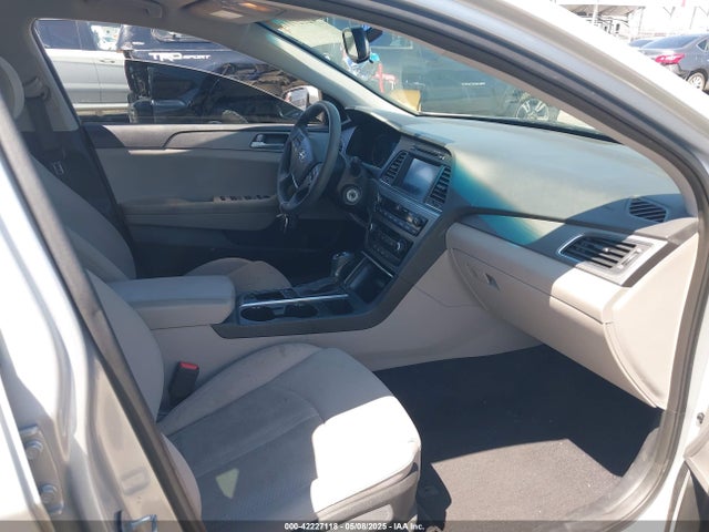 5NPE24AF6GH340180 Hyundai SONATA SE