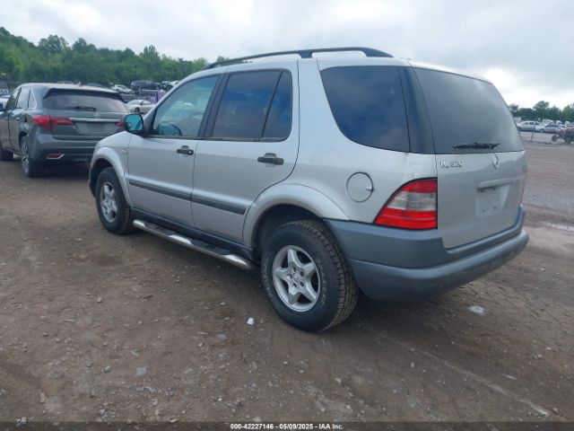 1999 MERCEDES-BENZ ML 320 4JGAB54E6XA105157 Photo 2