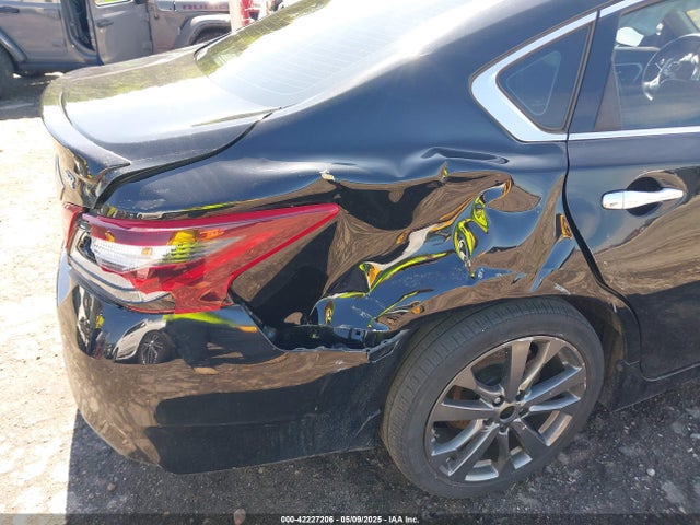 1N4AL3AP4JC147078 Nissan Altima 2.5 Sr