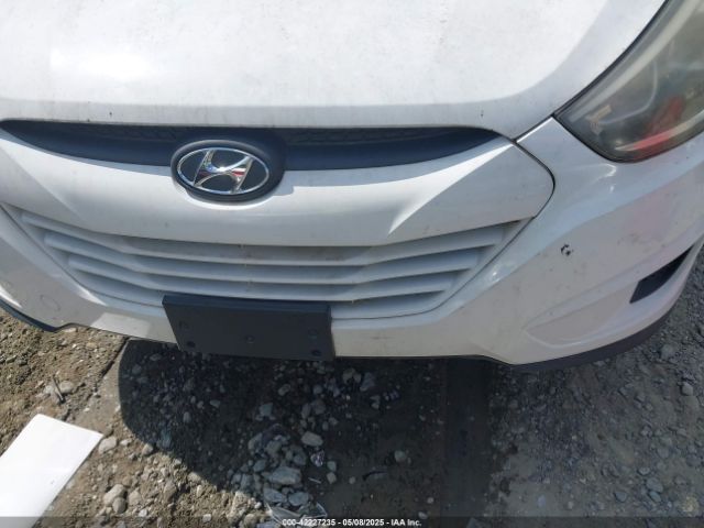 KM8JT3AF6FU982128 Hyundai TUCSON GLS