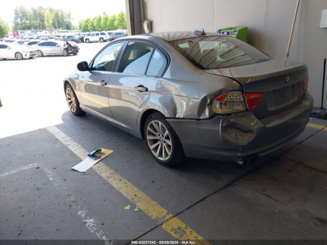 2011 BMW 328I WBAPK5C54BA653857 Photo 2