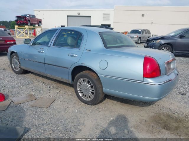 2009 LINCOLN TOWN CAR 2LNHM82V69X627696 Photo 2