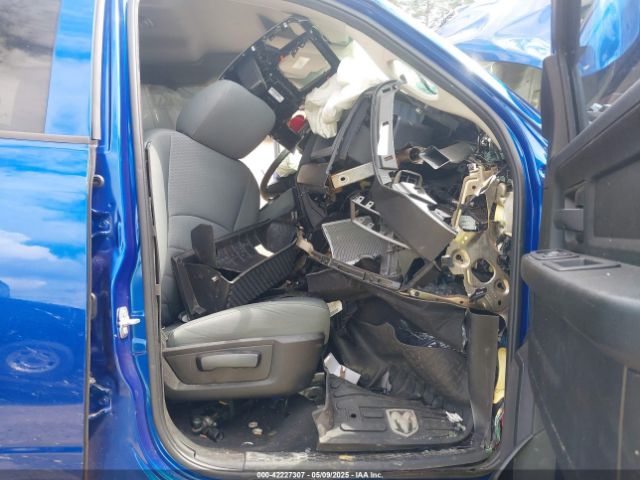 2019 RAM 1500 CLASSIC 1C6RR6FG0KS712690 Photo 4