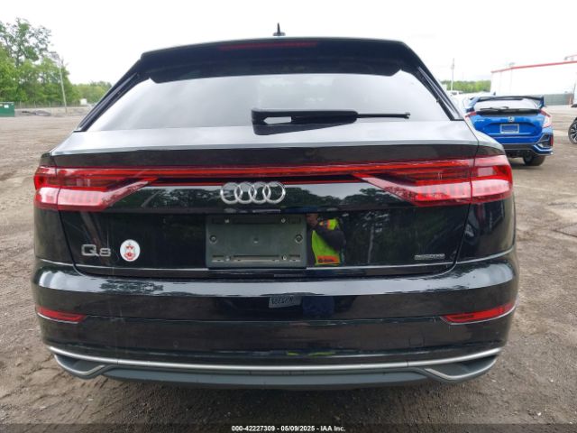 WA1AVAF16KD019301 Audi Q8 55 Premium