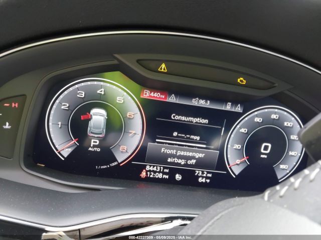 WA1AVAF16KD019301 Audi Q8 55 Premium