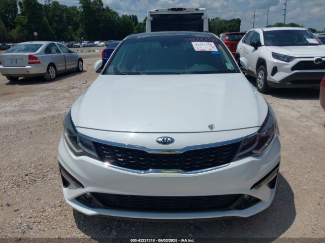 5XXGT4L35KG333217 KIA Optima S