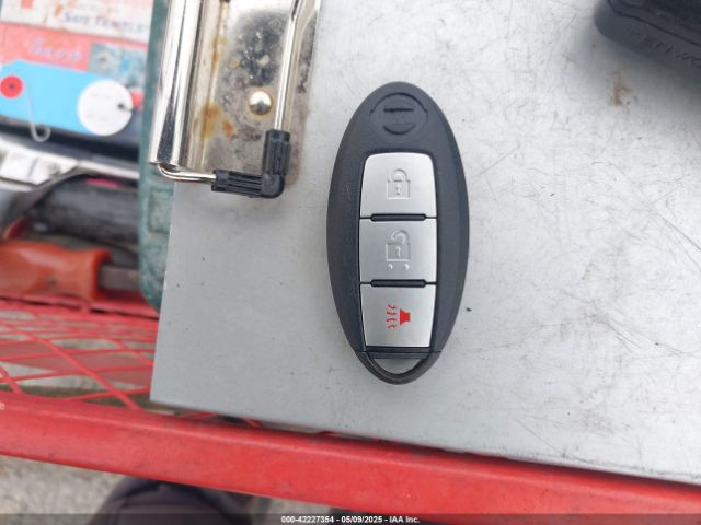 5N1DR2MMXHC677711 Nissan Pathfinder S