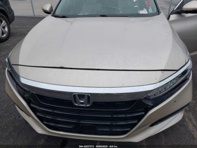 1HGCV1F92JA003036 Honda Accord Touring