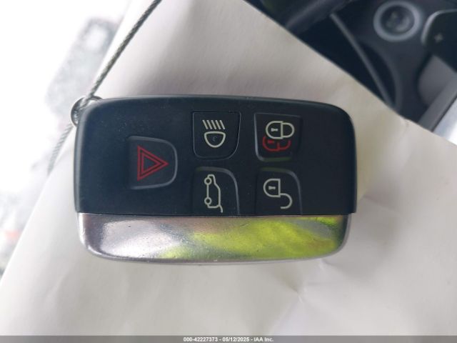 SALCR2BG1HH689304 Land Rover Discovery Sport Hse