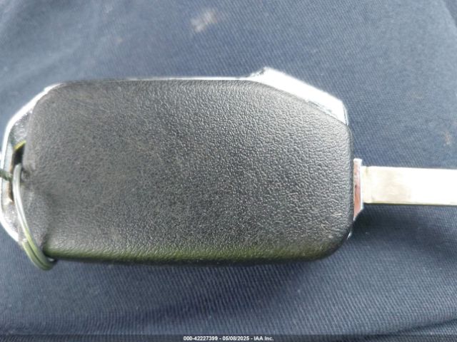 KNDEPCAA1N7317603 KIA Seltos Lx
