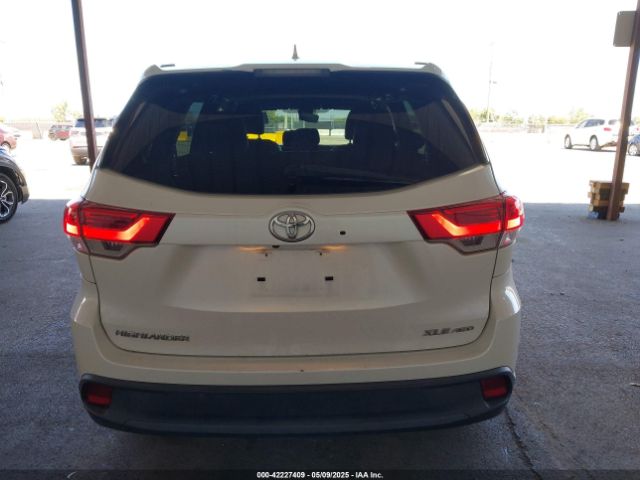 5TDJZRFH8KS597118 Toyota Highlander Xle