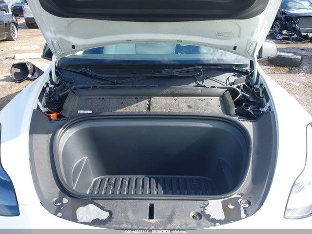 2023 TESLA MODEL Y 7SAYGDEEXPA163535 Photo 9