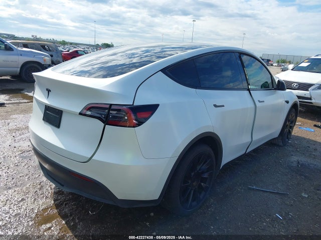 2023 TESLA MODEL Y 7SAYGDEEXPA163535 Photo 3