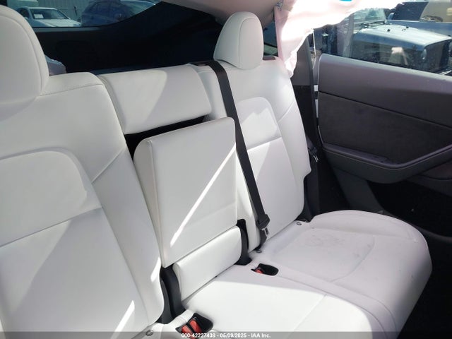 2023 TESLA MODEL Y 7SAYGDEEXPA163535 Photo 7