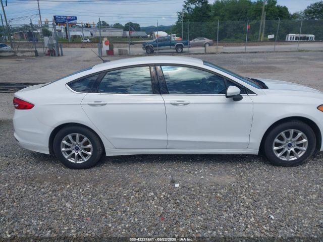 3FA6P0G74HR279107 Ford FUSION S