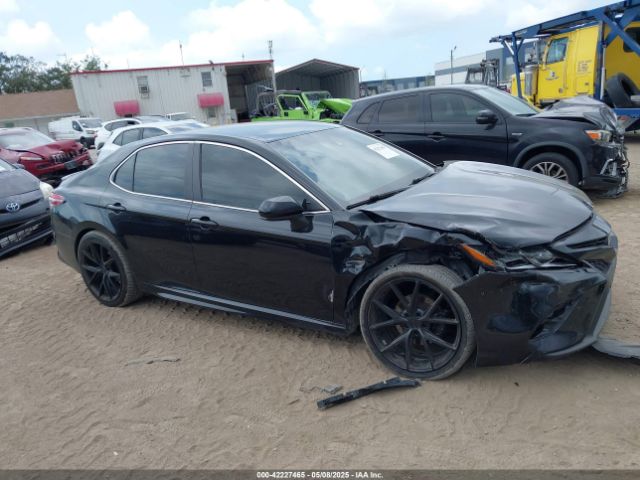 4T1B11HK8JU061295 Toyota CAMRY SE