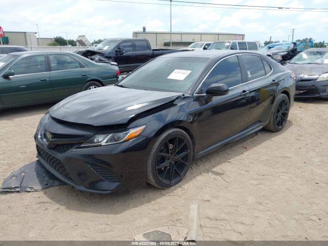 4T1B11HK8JU061295 Toyota CAMRY SE
