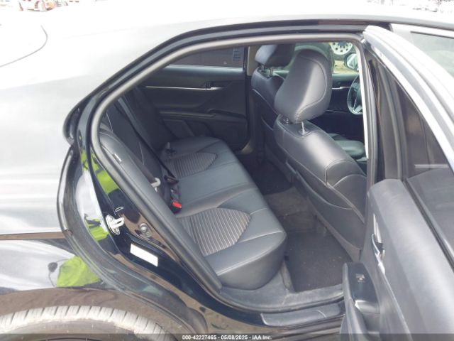4T1B11HK8JU061295 Toyota CAMRY SE