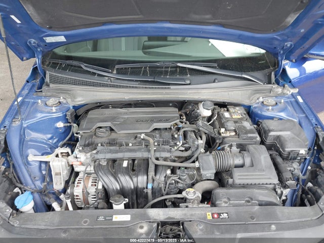 KMHLL4AG8MU195752 Hyundai ELANTRA SE