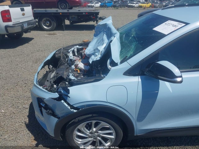 1G1FY6S05N4109761 Chevrolet Bolt Euv Fwd Lt