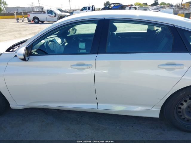 1HGCV1F33JA251372 Honda Accord Sport