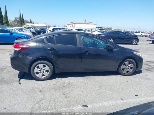 KIA FORTE LX 2017 3KPFL4A79HE072841 Image 13