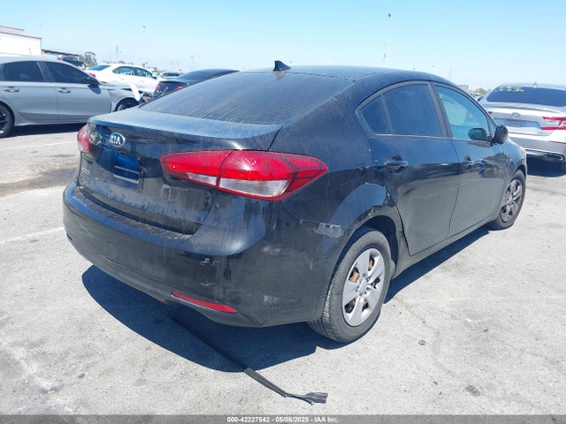 KIA FORTE LX 2017 3KPFL4A79HE072841 Image 4