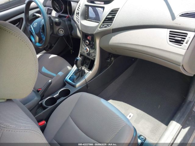 5NPDH4AE0EH480109 Hyundai ELANTRA SE