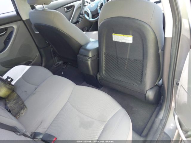5NPDH4AE0EH480109 Hyundai ELANTRA SE