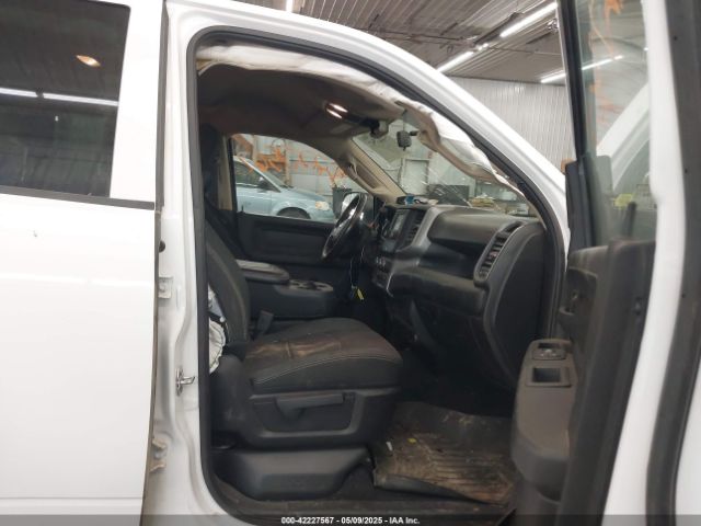 2020 RAM 2500 3C6UR5CL3LG214398 Photo 4