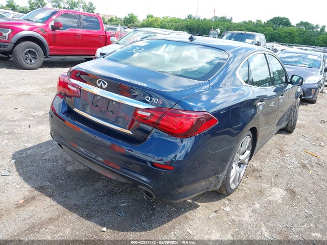 JN1BY1AP0GM221350 Infiniti 2016