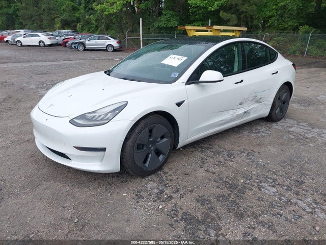 Tesla Model 3 Standard Range Plus Rear-wheel Drive 2021 5YJ3E1EA6MF854245 Image 2