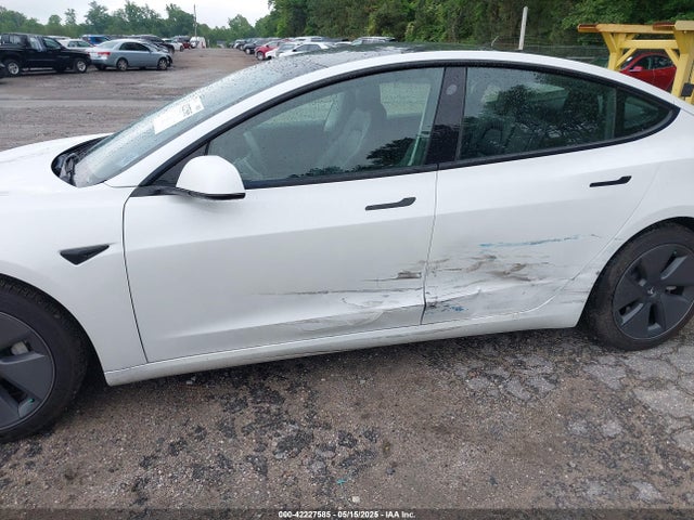 Tesla Model 3 Standard Range Plus Rear-wheel Drive 2021 5YJ3E1EA6MF854245 Image 6