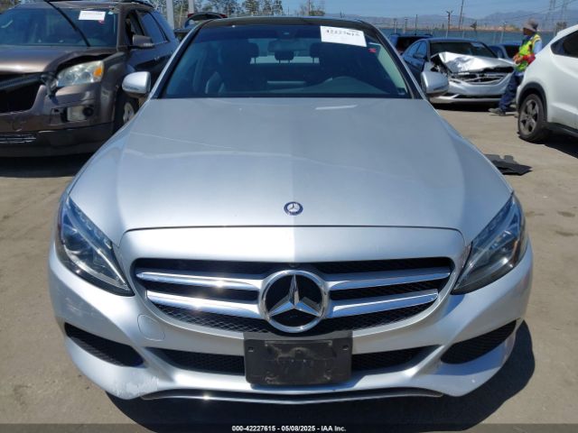 55SWF4JB7HU183618 Mercedes-Benz C 300 Luxury/sport