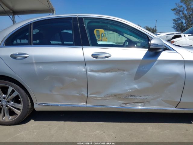 55SWF4JB7HU183618 Mercedes-Benz C 300 Luxury/sport