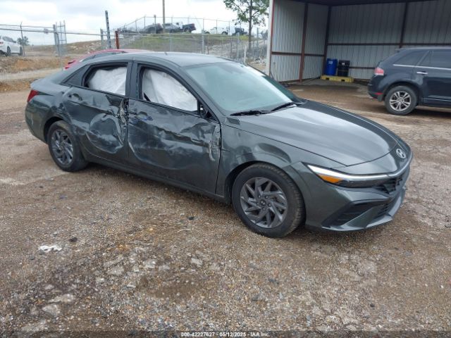 2024 HYUNDAI ELANTRA KMHLM4DG2RU701947