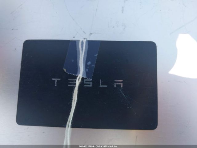 2021 TESLA MODEL Y 5YJYGDEE1MF149082 Photo 10