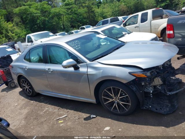 4T1T11AK9NU643409 Toyota CAMRY SE